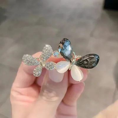 Double Butterfly Stone Design Hijab Brooch 